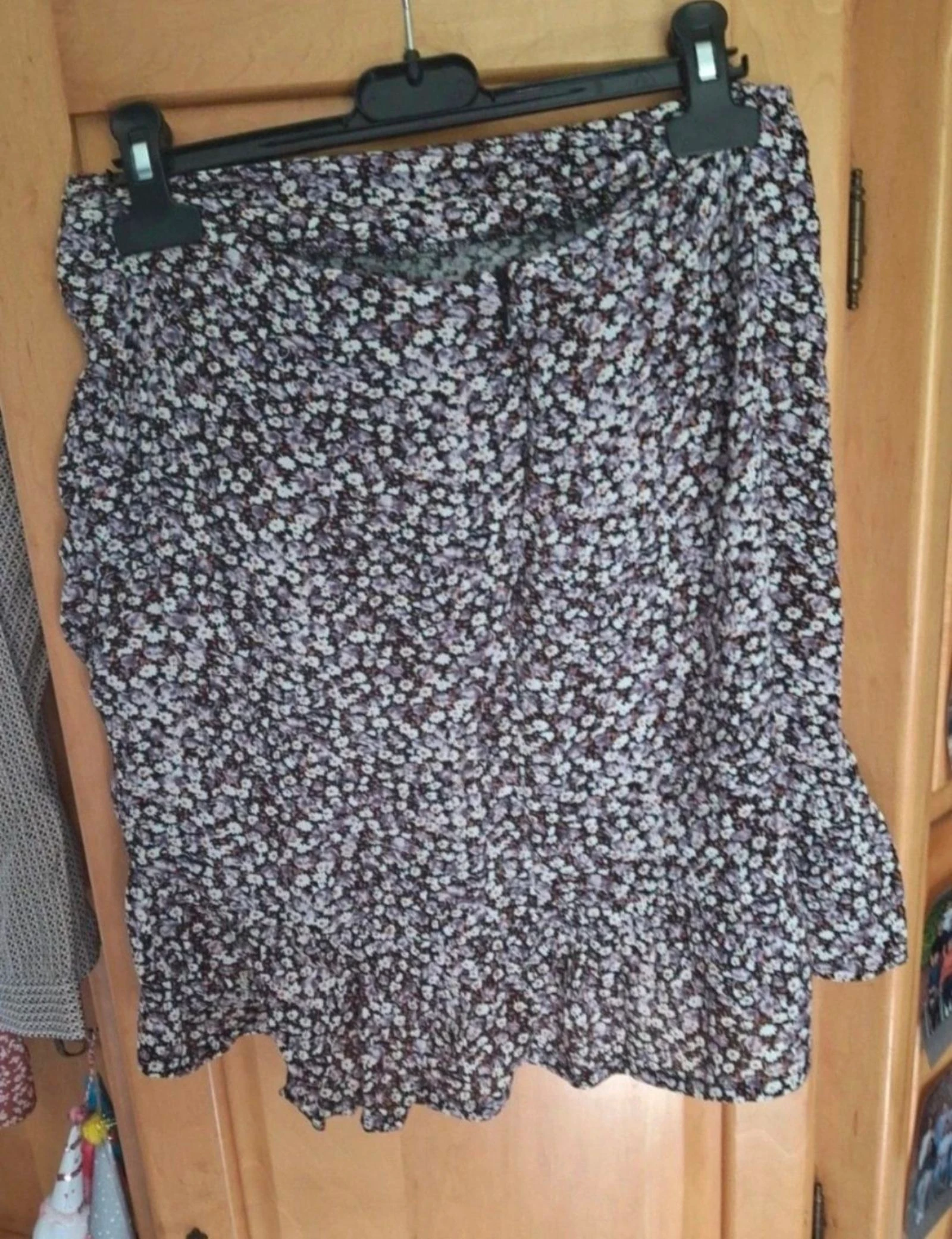 Groggy Short Skirt with Floral Print 🌸 – photo 2